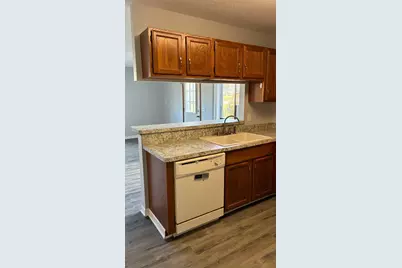 1640 Helena Road N, Oakdale, MN 55128 - Photo 7