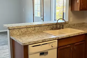 1640 Helena Rd N, Oakdale, MN 55128 - Photo 7