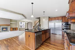 7707 Oxbow Creek Circle N, Brooklyn Park, MN 55445 - Photo 15