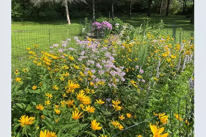 329 Glenmont Road, River Falls, WI 54022 - Photo 35