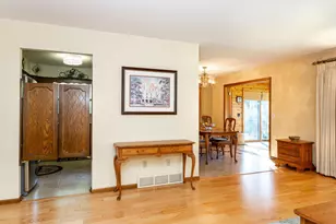 329 Glenmont Rd, River Falls, WI 54022 - Photo 7