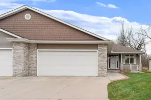 1985 Raspberry Ridge Pl NE, Owatonna, MN 55060 - Photo 5
