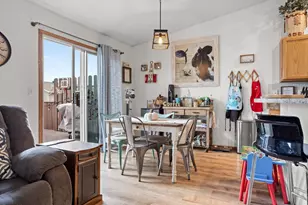 4758 Townsite Pl S, Fargo, ND 58104 - Photo 9