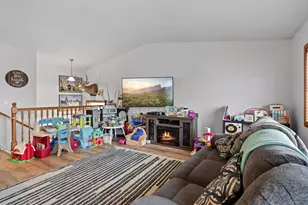 4758 Townsite Pl S, Fargo, ND 58104 - Photo 5