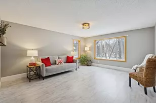 135 Hunters Path, Annandale, MN 55302 - Photo 13