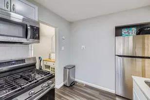 1822 Lacrosse Ave, Saint Paul, MN 55119 - Photo 11