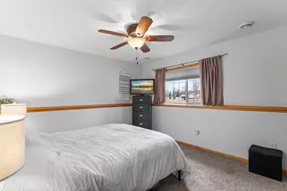 903 Isanti Parkway NW, Isanti, MN 55040 - Photo 25