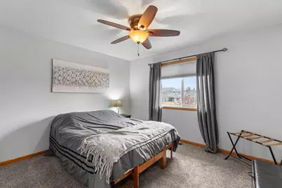 903 Isanti Parkway NW, Isanti, MN 55040 - Photo 15