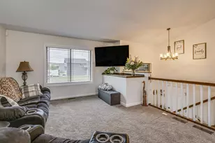 37621 Hawthorne Ave, North Branch, MN 55056 - Photo 7