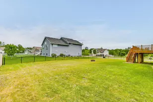 37621 Hawthorne Ave, North Branch, MN 55056 - Photo 23