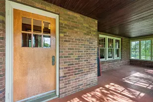 1085 Ryan Ave W, Roseville, MN 55113 - Photo 7