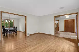 1318 W Royal Oaks Dr, Shoreview, MN 55126 - Photo 7