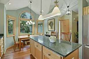 6520 Vernon Hills Road S, Edina, MN 55436 - Photo 5