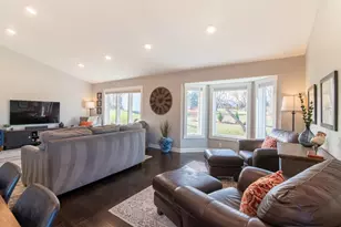 676 N Hay Lake Rd, Eagan, MN 55123 - Photo 11