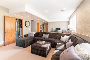 676 N Hay Lake Rd, Eagan, MN 55123 - Photo 37