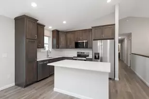 648 Hawthorne Ln, Watertown, MN 55388 - Photo 15