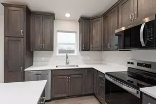 648 Hawthorne Ln, Watertown, MN 55388 - Photo 17