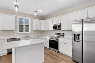 2165 Westpointe Dr, Hastings, MN 55033 - Photo 3