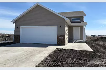 6786 32nd Street S, Fargo, ND 58104 - Photo 1