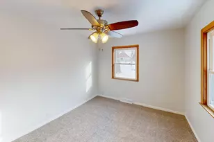 545 2nd Ave SE, Wells, MN 56097 - Photo 7