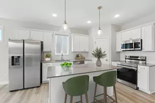 153 Gambel St, River Falls, WI 54022 - Photo 3