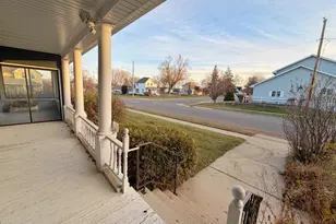 316 2nd Ave SE, Pine Island, MN 55963 - Photo 5