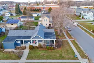 316 2nd Ave SE, Pine Island, MN 55963 - Photo 3