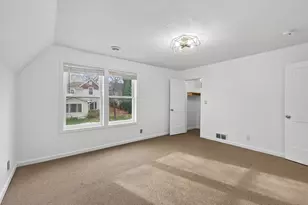 37 King St E, Saint Paul, MN 55107 - Photo 15