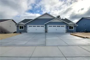 230 S Chestnut St, Ellsworth, WI 54011 - Photo 7