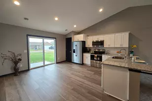 2024 Essler Dr, Saint Peter, MN 56082 - Photo 5