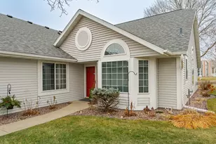 1865 Tiffany Cove Ln SW, Rochester, MN 55902 - Photo 3