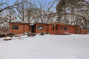 306 Floral Dr W, Shoreview, MN 55126 - Photo 5