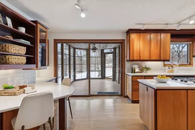 306 Floral Drive W, Shoreview, MN 55126 - Photo 25