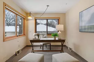 306 Floral Dr W, Shoreview, MN 55126 - Photo 31