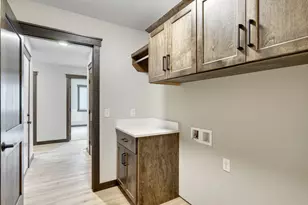 234 S Chestnut St, Ellsworth, WI 54011 - Photo 9