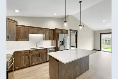 234 S Chestnut Street, Ellsworth, WI 54011 - Photo 3