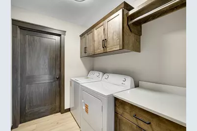 234 S Chestnut Street, Ellsworth, WI 54011 - Photo 15