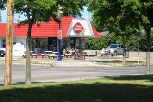 4212 Nawadaha Blvd, Minneapolis, MN 55406 - Photo 69