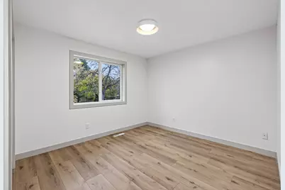 273 Butler Avenue E, West Saint Paul, MN 55118 - Photo 19