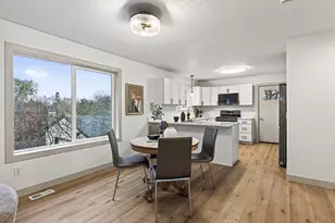 273 Butler Ave E, West Saint Paul, MN 55118 - Photo 9