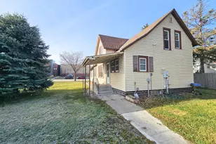 606 W Main St, Marshall, MN 56258 - Photo 25