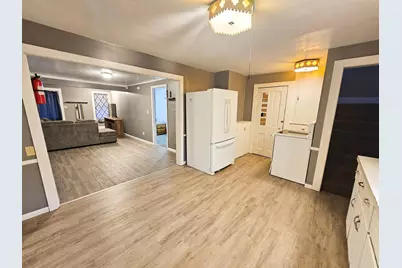 606 W Main Street, Marshall, MN 56258 - Photo 13