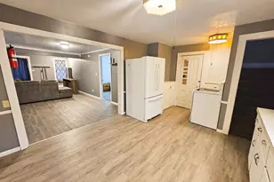 606 W Main St, Marshall, MN 56258 - Photo 13