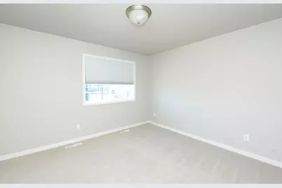 7421 18th Street S, Fargo, ND 58104 - Photo 17