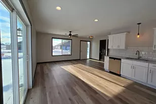 2012 Essler Dr, Saint Peter, MN 56082 - Photo 7