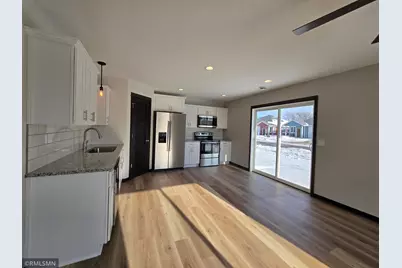 2012 Essler Drive, Saint Peter, MN 56082 - Photo 5