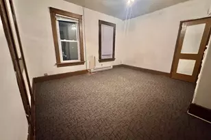 205 W Marshall St, Marshall, MN 56258 - Photo 9