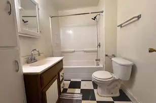 205 W Marshall St, Marshall, MN 56258 - Photo 11