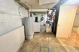 205 W Marshall St, Marshall, MN 56258 - Photo 13