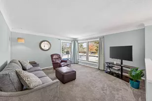 8657 Ironwood Trail N, Lake Elmo, MN 55042 - Photo 3